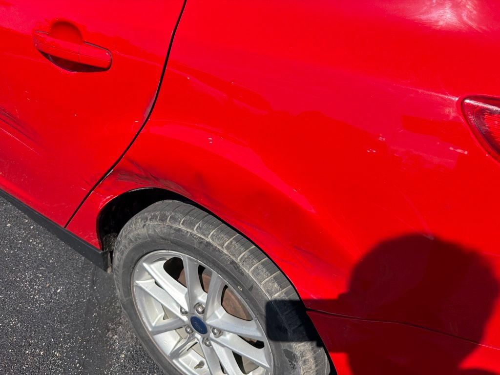 Used 2016 Ford Focus SE FWD image 16