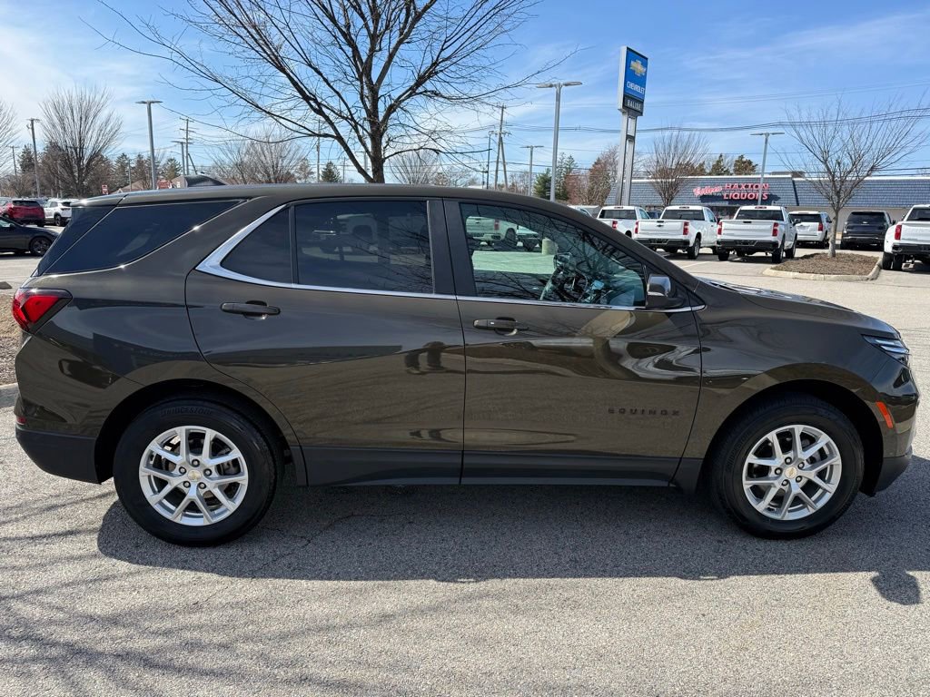 Used 2023 Chevrolet Equinox LT AWD/4WD image 6