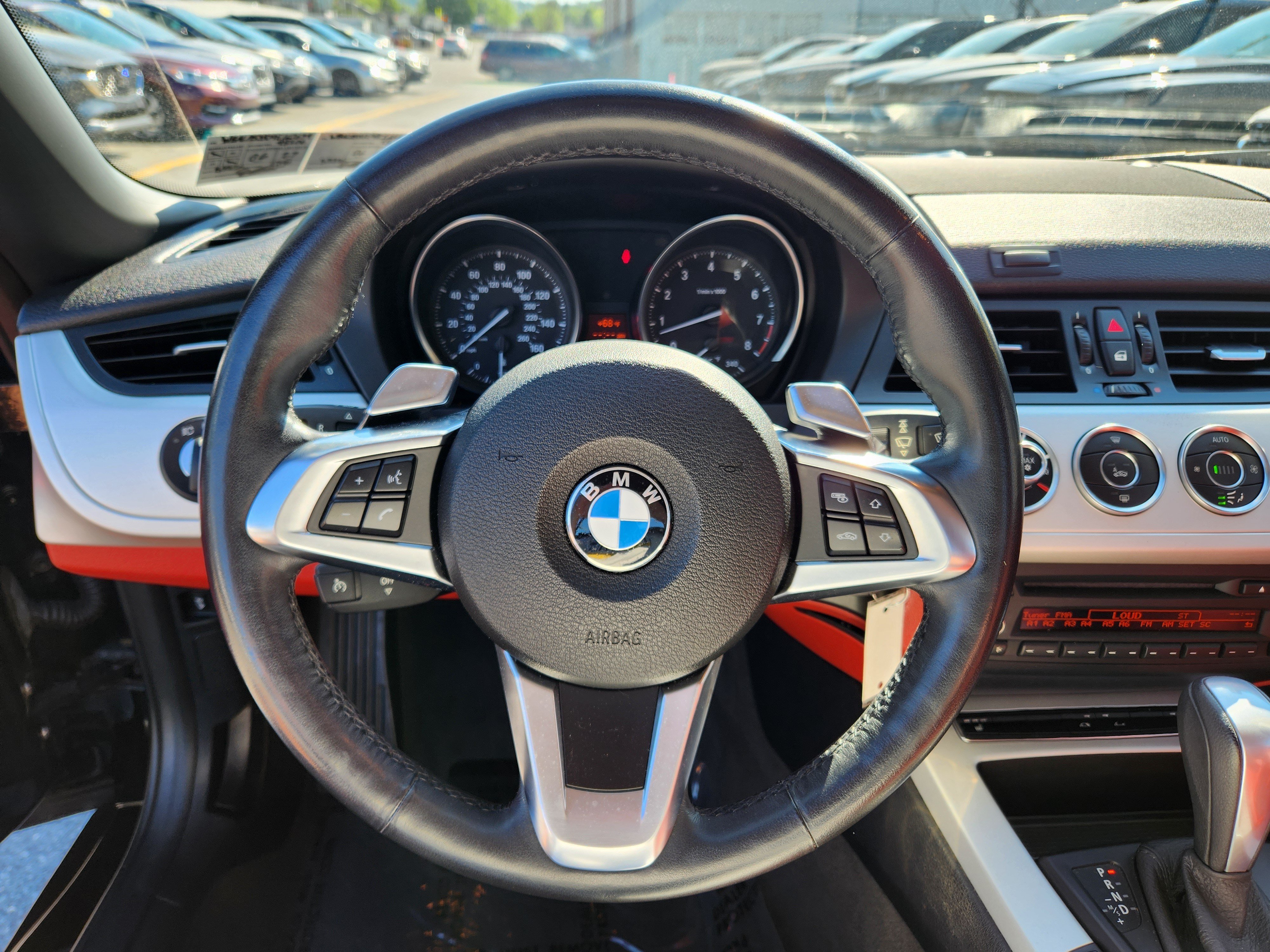 Used 2009 BMW Z4 sDrive30i RWD image 16