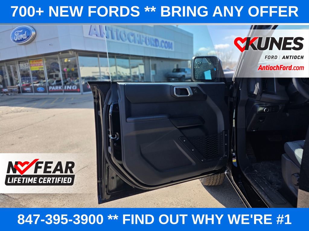 New 2026 Ford Bronco Base image 19