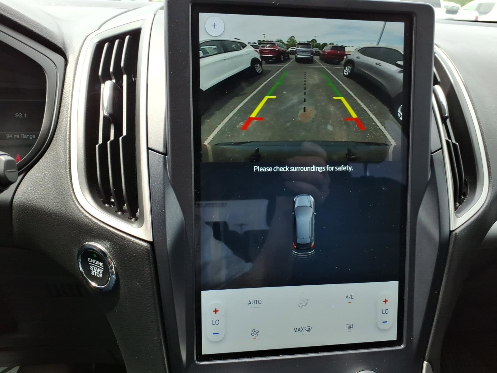 Used 2022 Ford Edge SE w/ Black Appearance Package AWD/4WD image 17