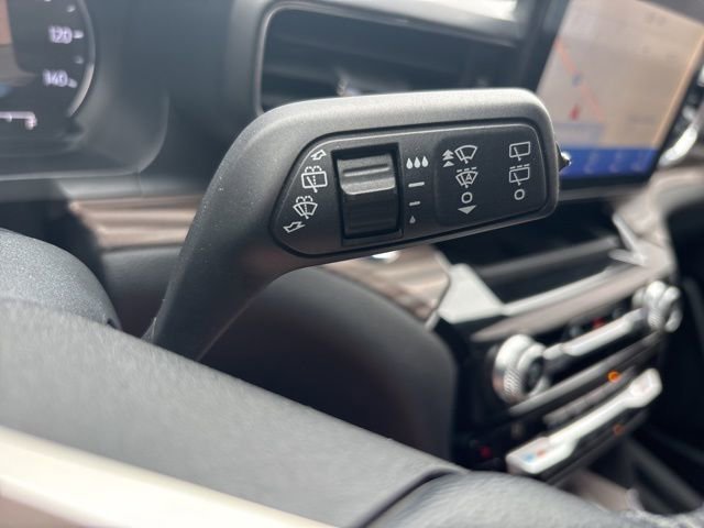 Used 2021 Ford Explorer Limited w/ Equipment Group 301A RWD image 26