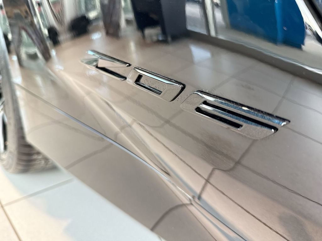 New 2026 Chevrolet Corvette Z06 RWD image 8