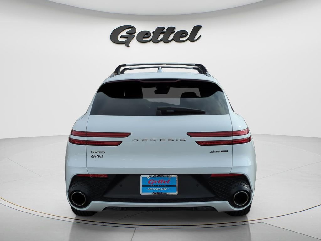 Used 2025 Genesis GV70 3.5T Sport image 5