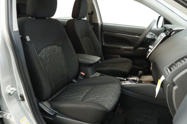 New 2027 Mitsubishi Outlander Sport ES AWD/4WD image 18