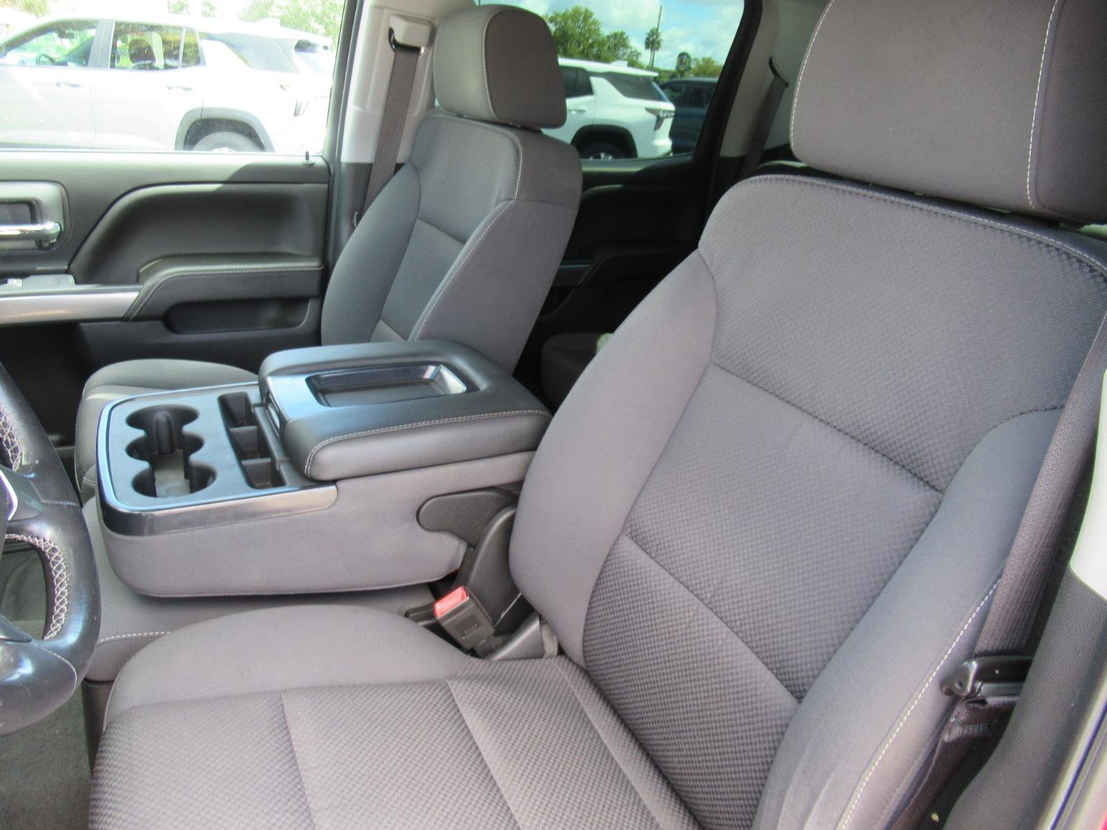 Used 2018 Chevrolet Silverado 1500 LT w/ All Star Edition RWD image 19