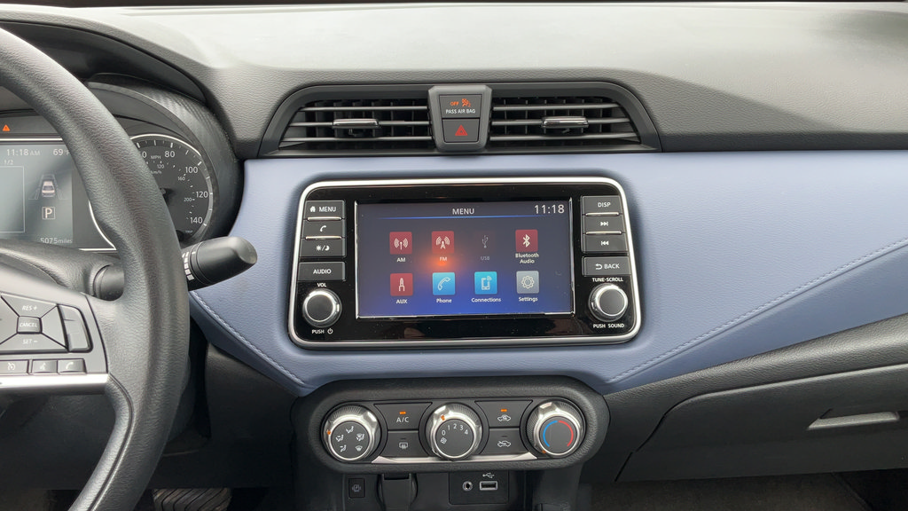 Used 2024 Nissan Versa SV w/ Trunk Package FWD image 22
