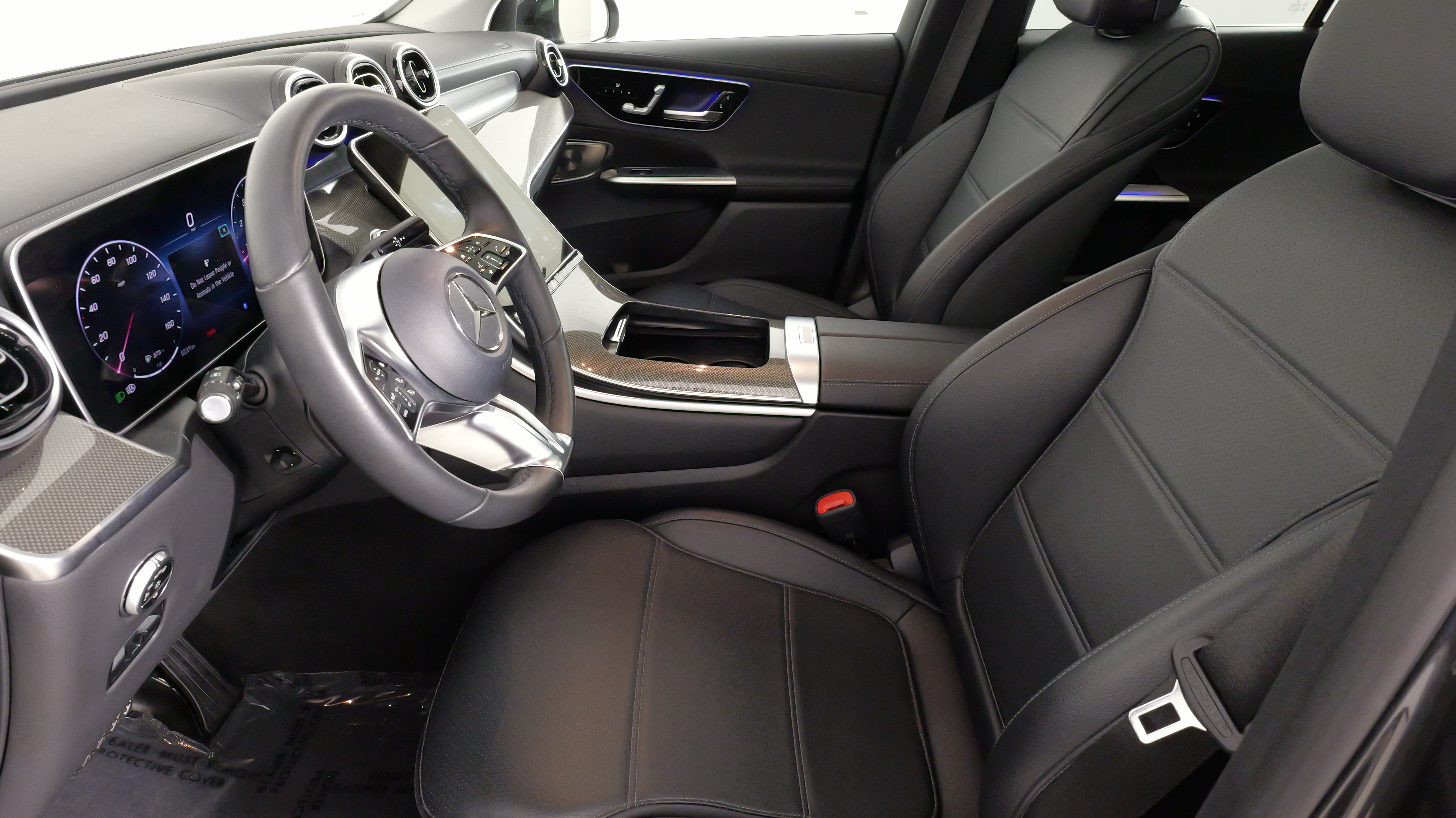 Used 2024 Mercedes-Benz GLC 300 4MATIC image 28