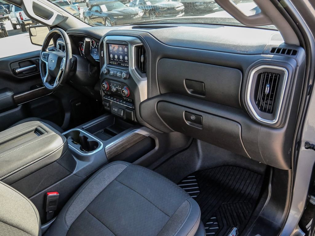 Used 2020 Chevrolet Silverado 1500 RST image 15