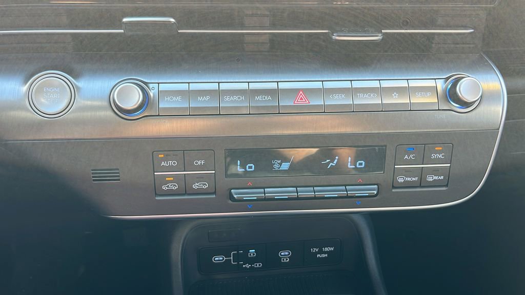 Used 2025 Hyundai Kona SEL image 21