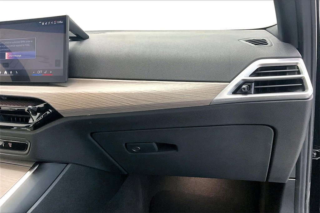 Used 2025 BMW 330i xDrive 330i xDrive image 16