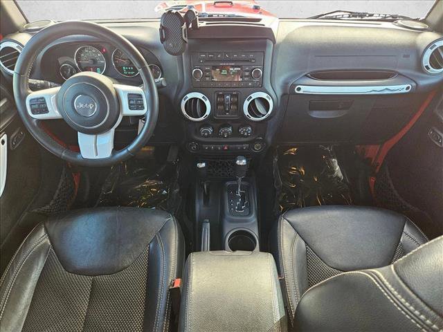 Used 2015 Jeep Wrangler Unlimited Sahara image 19