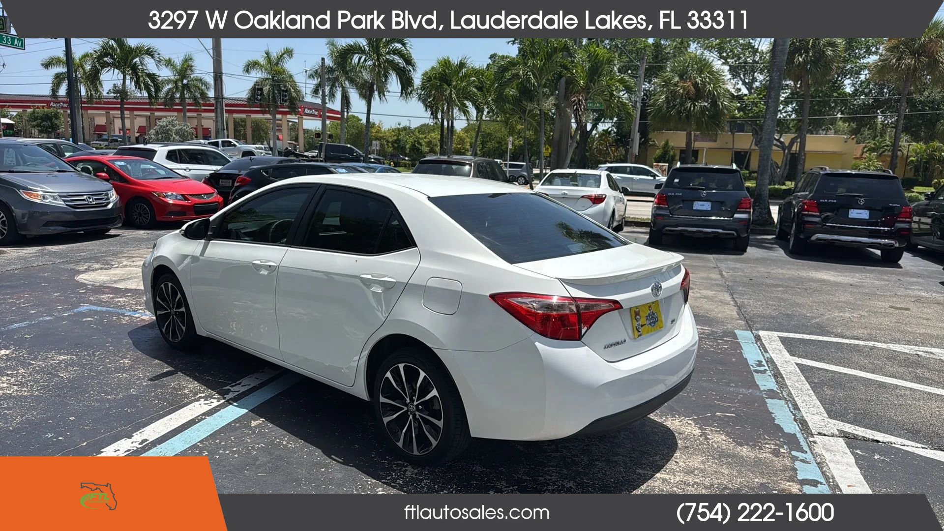 Used 2017 Toyota Corolla SE FWD image 6