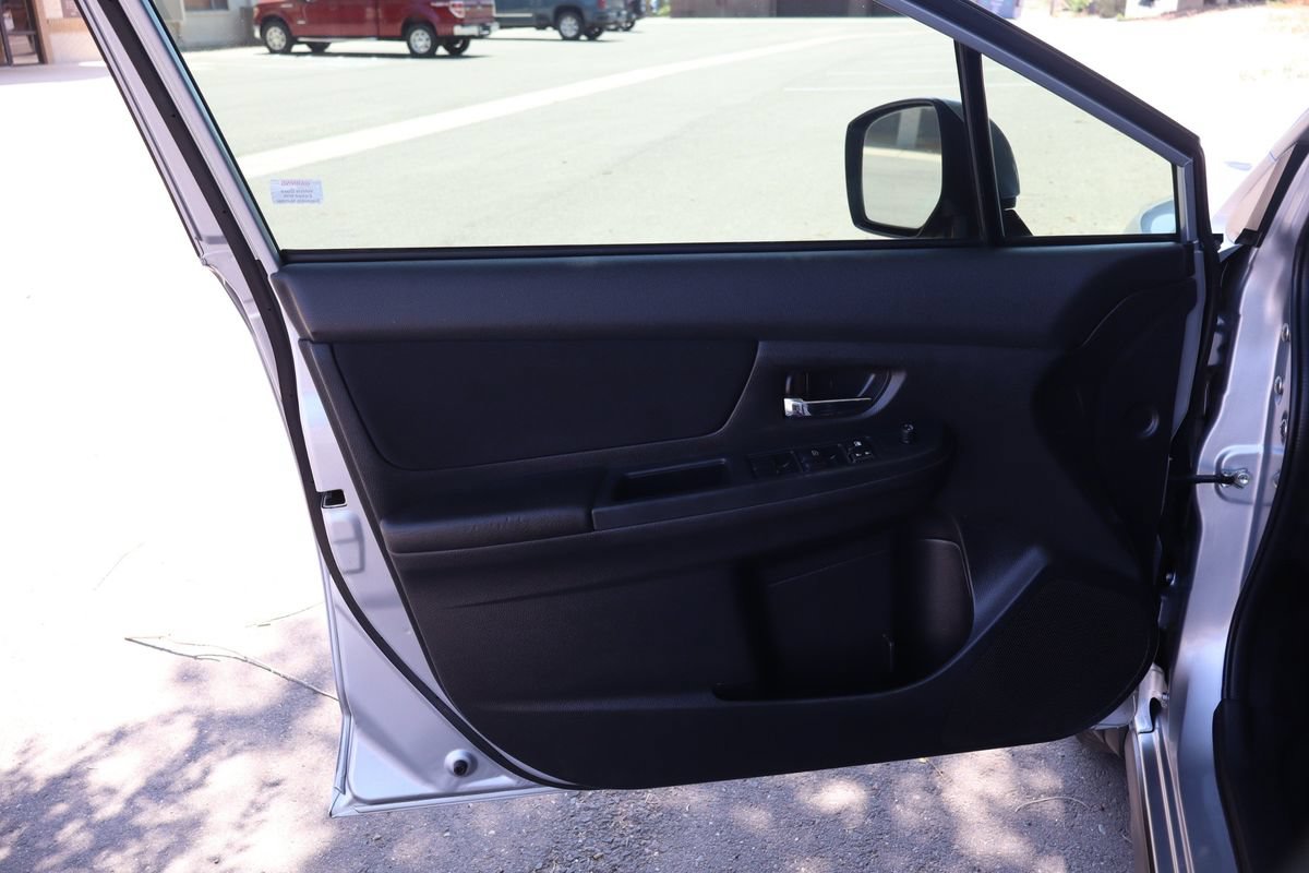 Used 2014 Subaru Crosstrek 2.0i Premium AWD/4WD image 23
