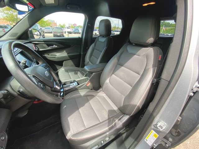 Used 2023 Chevrolet TrailBlazer RS w/ Convenience Package FWD image 18
