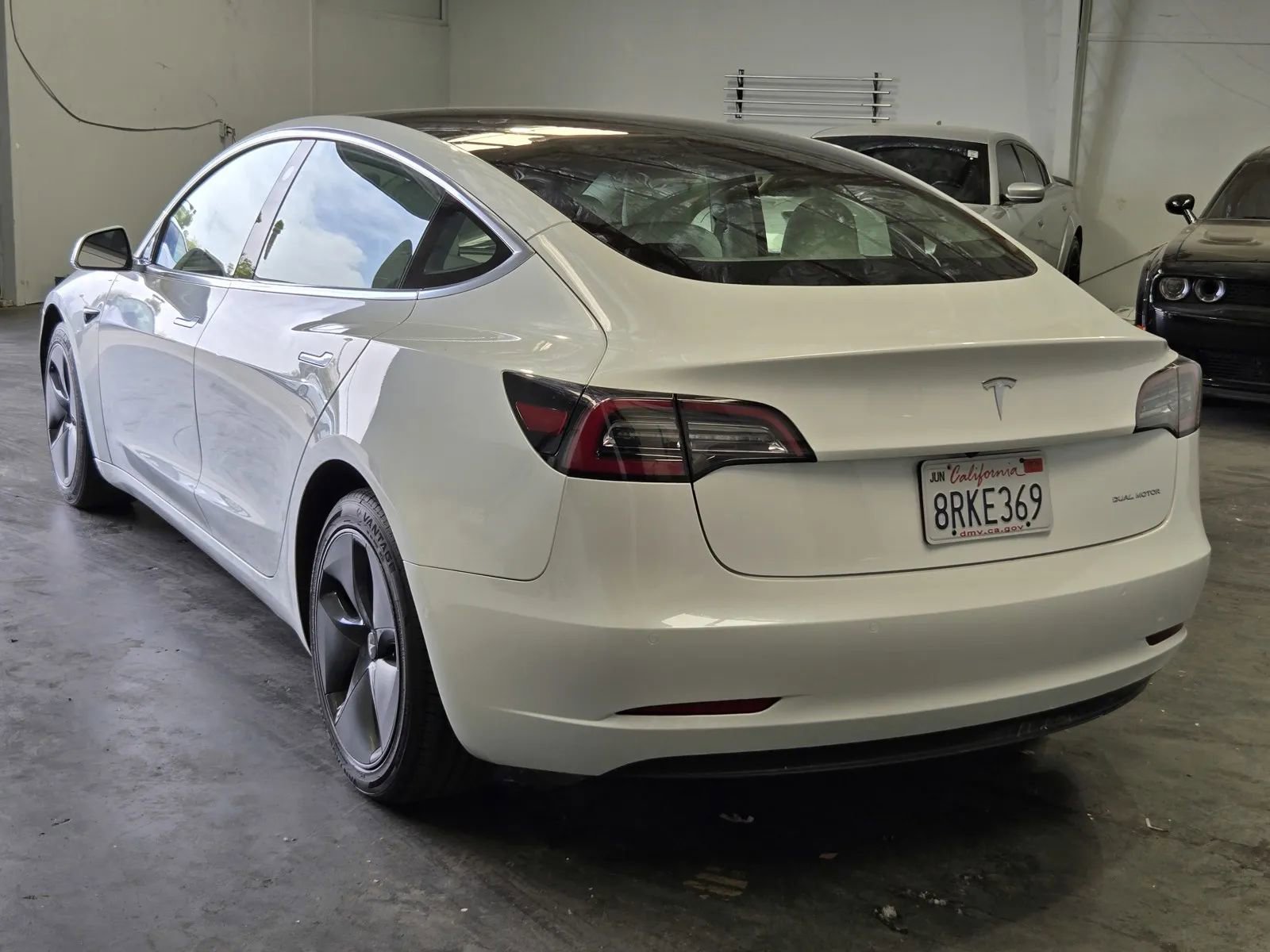 Used 2020 Tesla Model 3 Long Range image 2