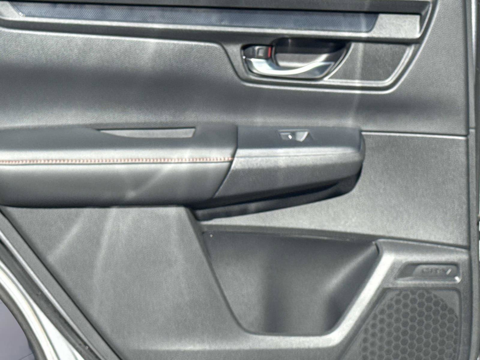 Used 2023 Honda CR-V Sport image 12