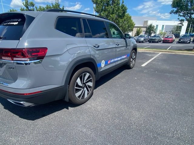 Used 2026 Volkswagen Atlas SE AWD/4WD image 4