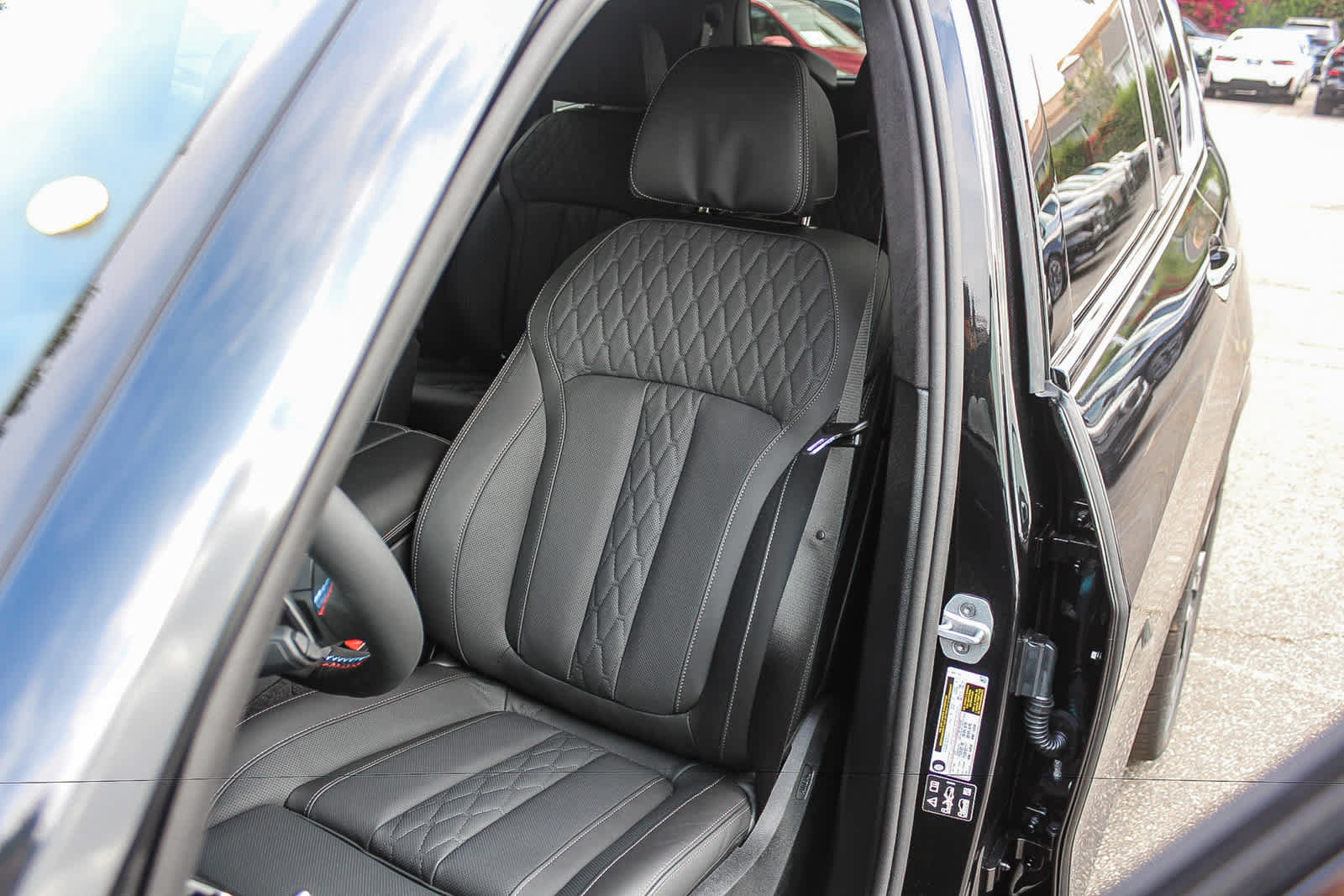 New 2027 BMW X7 M60i AWD/4WD image 36
