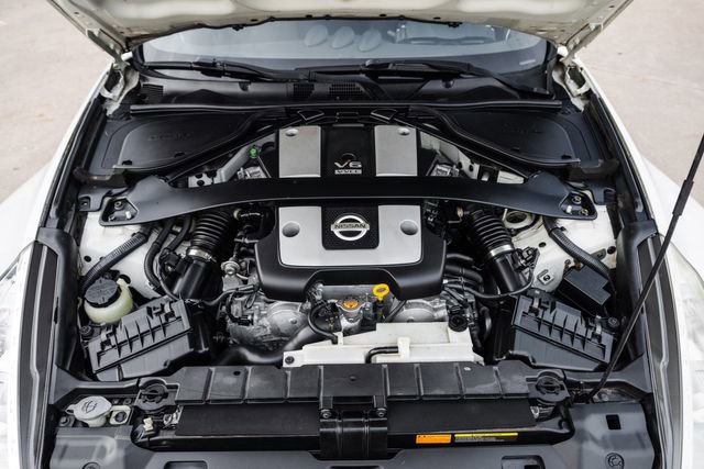 Used 2011 Nissan 370Z Touring w/ Sport Pkg image 20