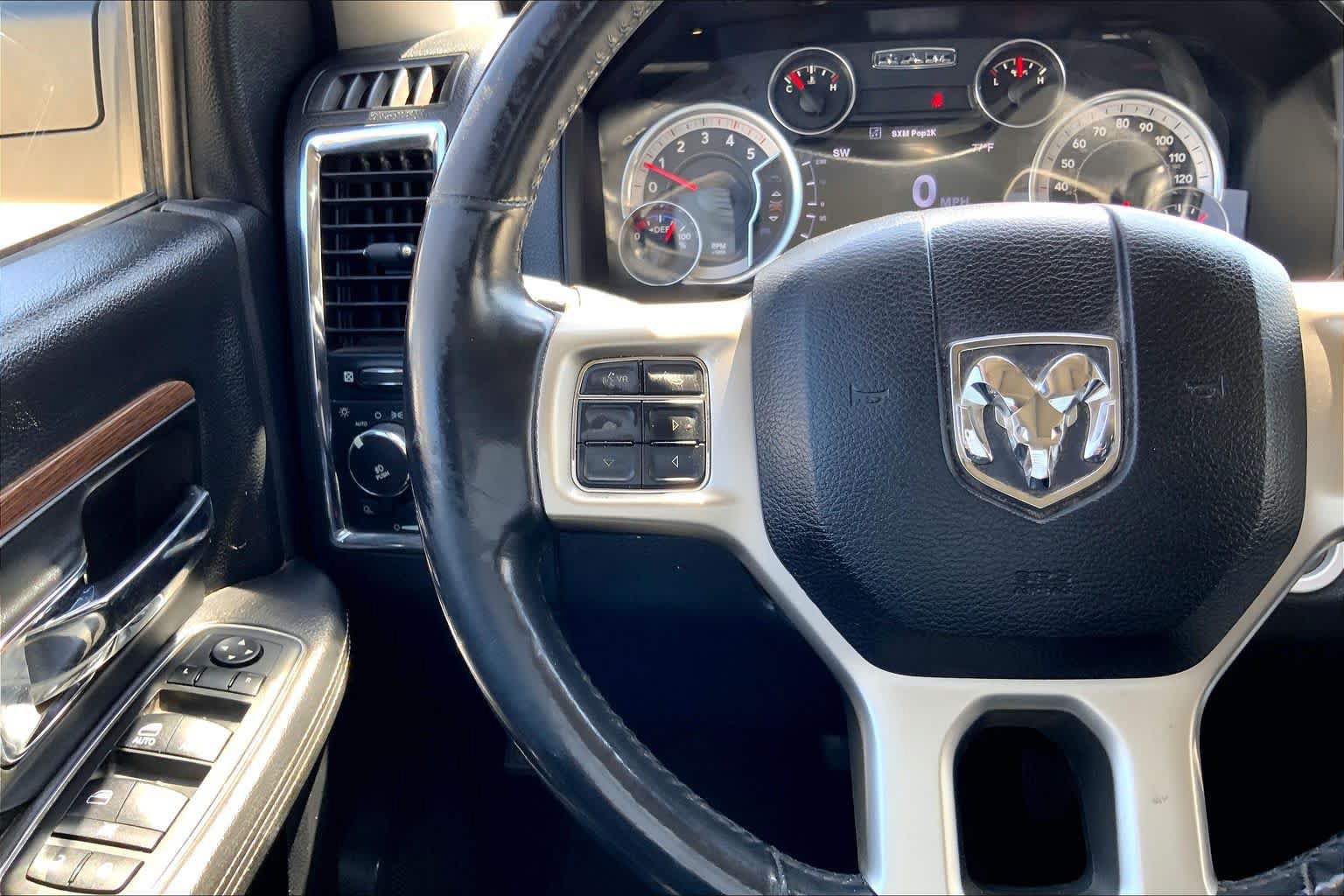 Used 2014 RAM 2500 Laramie w/ Convenience Group AWD/4WD image 24