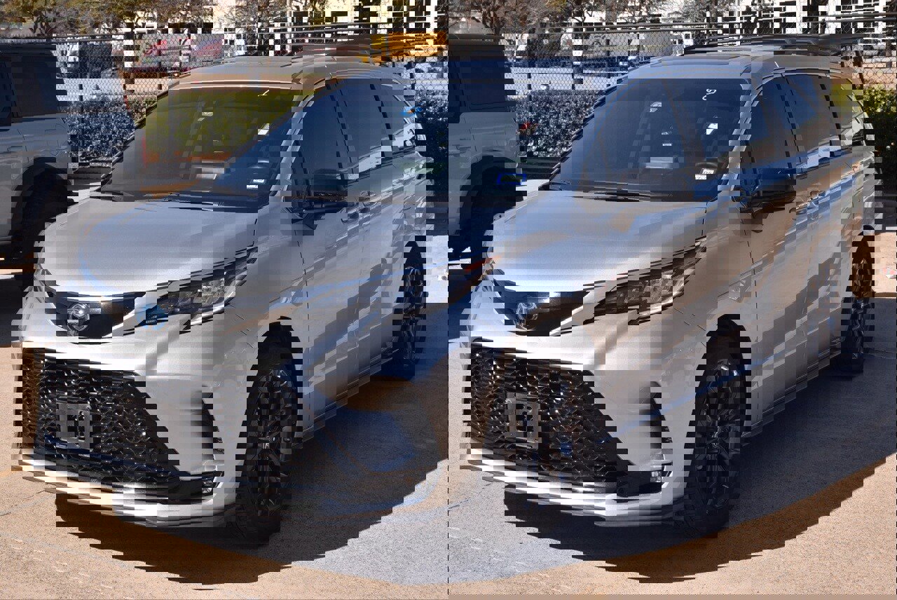 Used 2023 Toyota Sienna XSE w/ XSE Plus Package