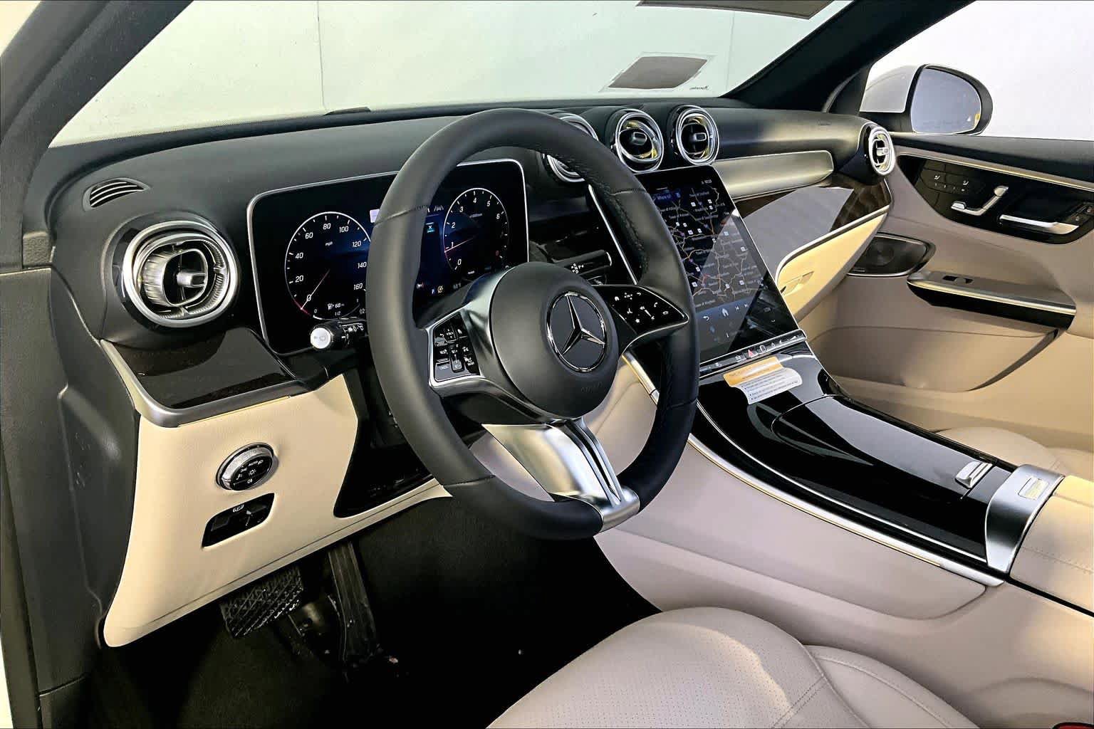 New 2026 Mercedes-Benz GLC 300 4MATIC image 9