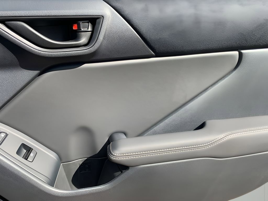 New 2025 Toyota GR86 Premium image 18