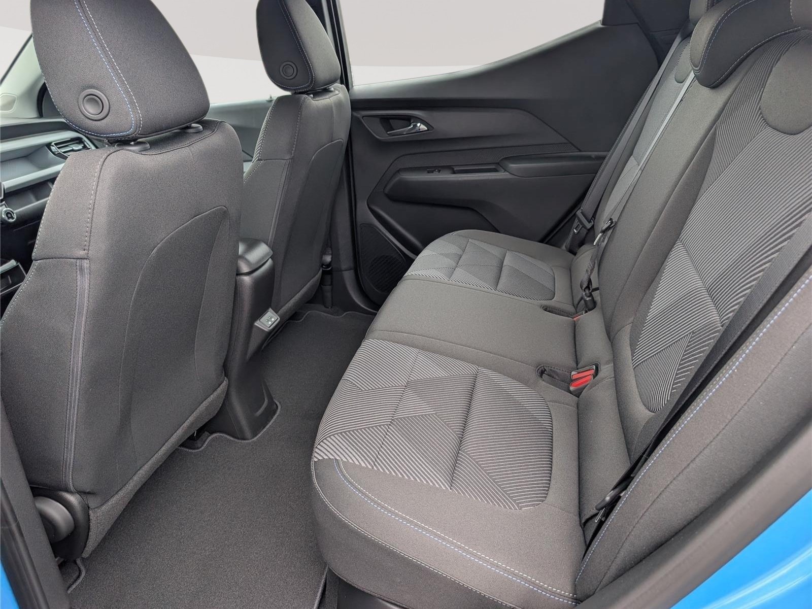 New 2027 Chevrolet Bolt LT FWD image 9