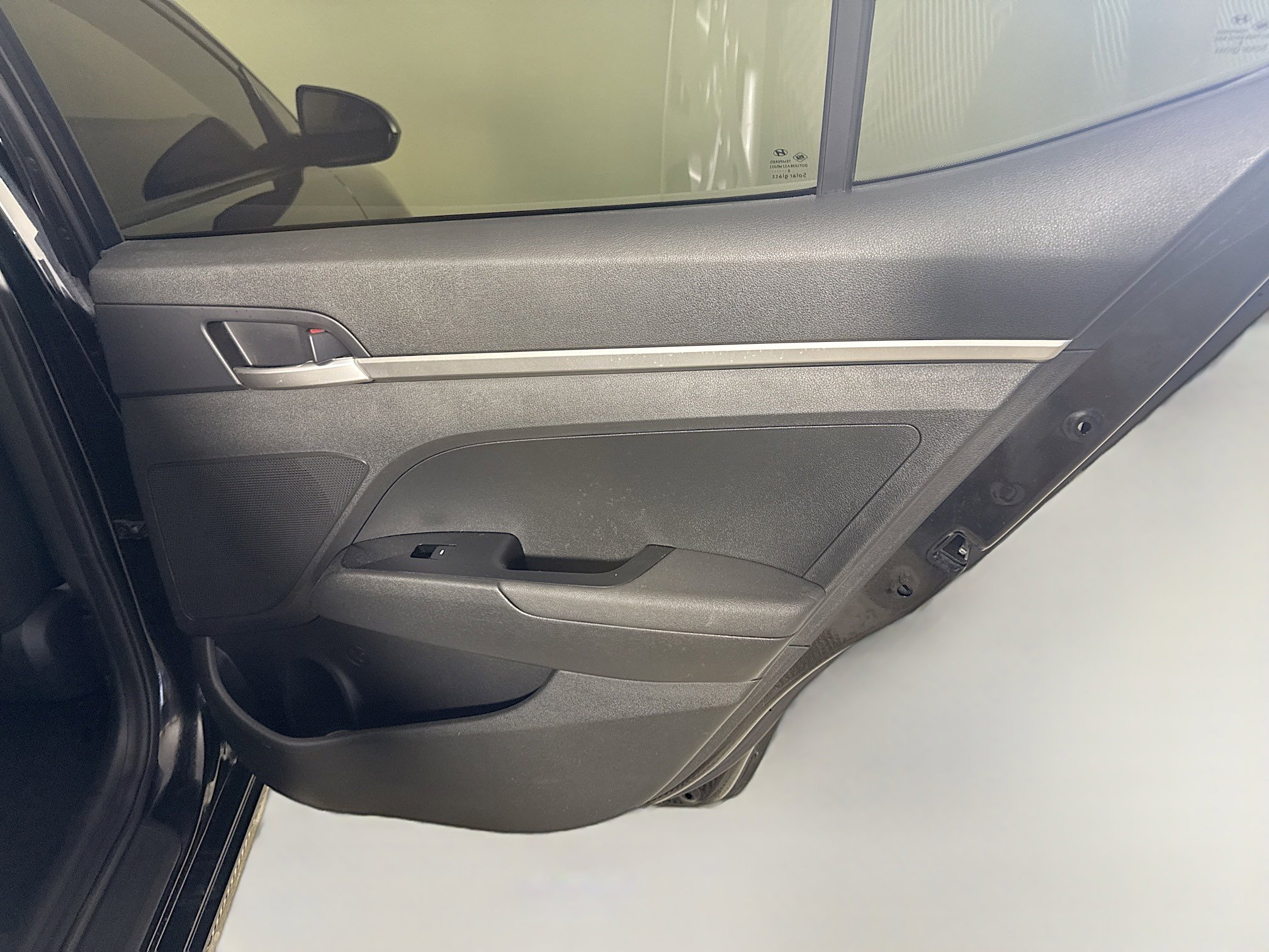 Used 2020 Hyundai Elantra SE w/ Cargo Package (C1) image 27