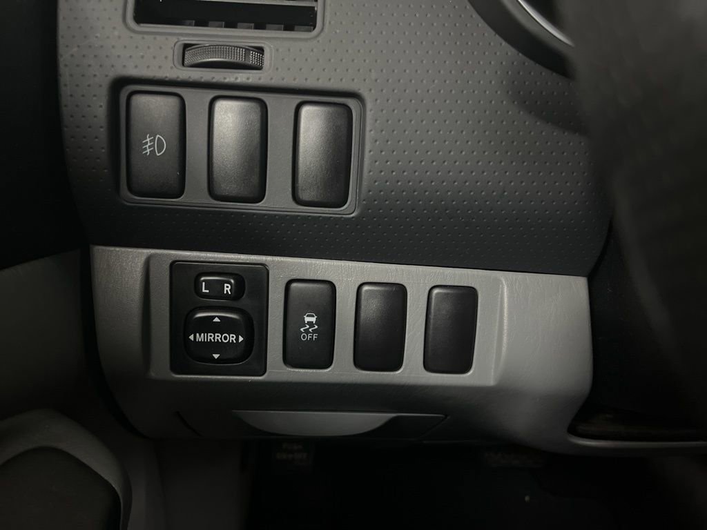 Used 2015 Toyota Tacoma PreRunner w/ SR5 Package RWD image 60