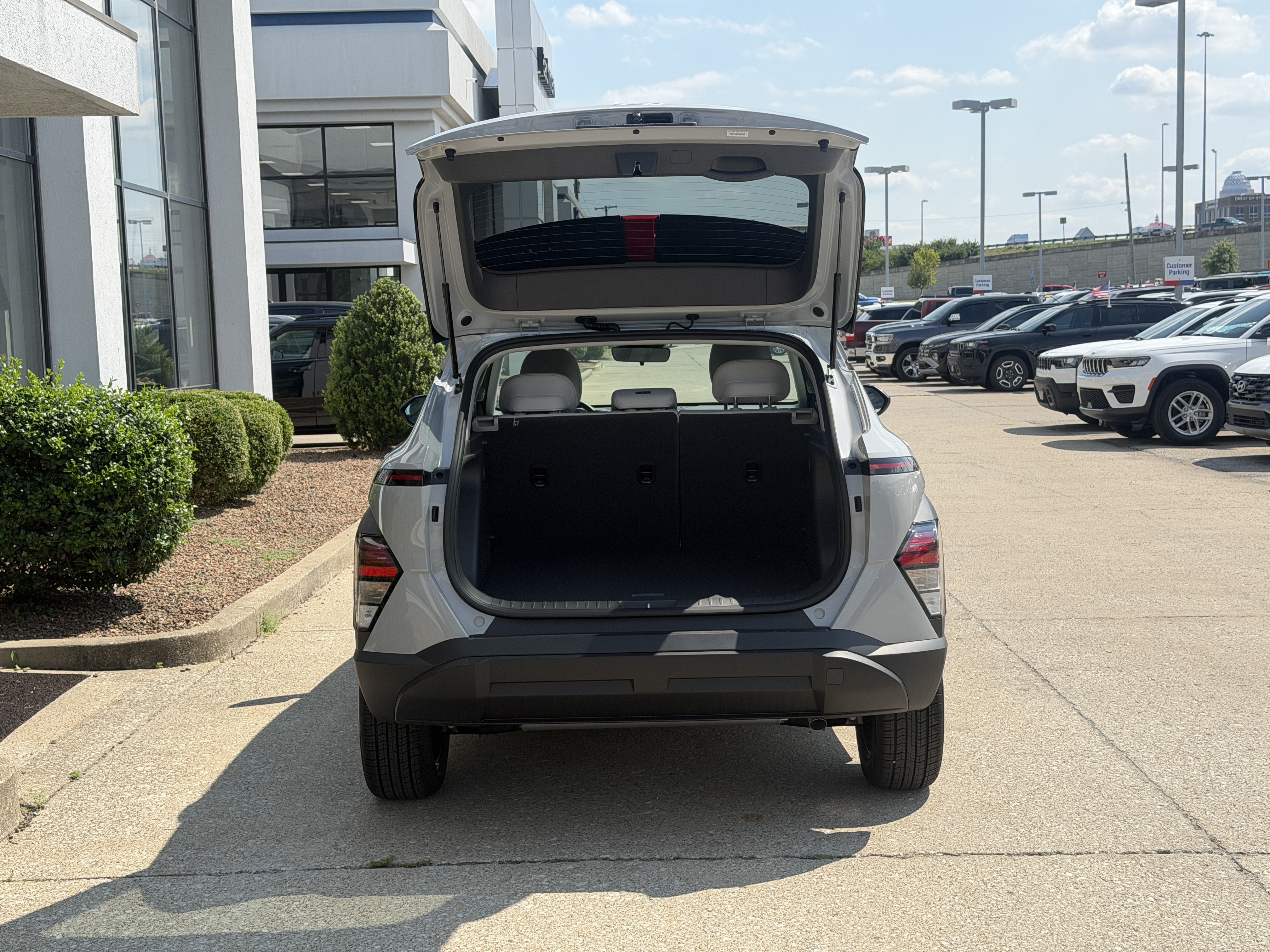 New 2026 Hyundai Kona SEL Sport AWD/4WD image 9