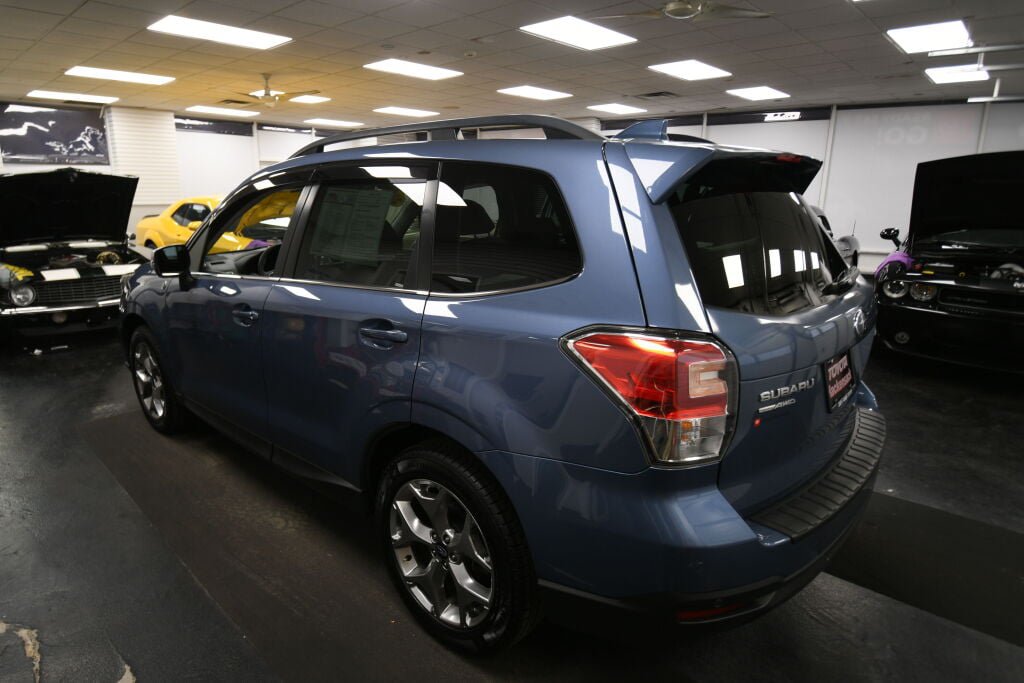 Used 2018 Subaru Forester 2.5i Touring w/ 50th Anniversary Edition AWD/4WD image 6