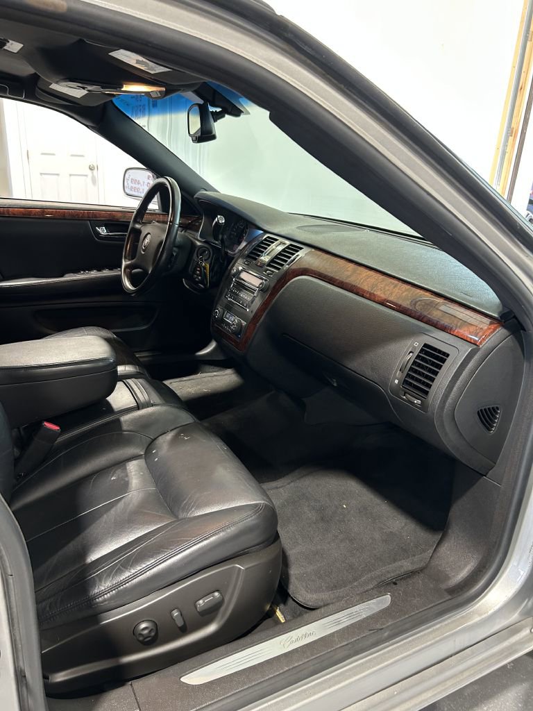 Used 2007 Cadillac DTS image 7