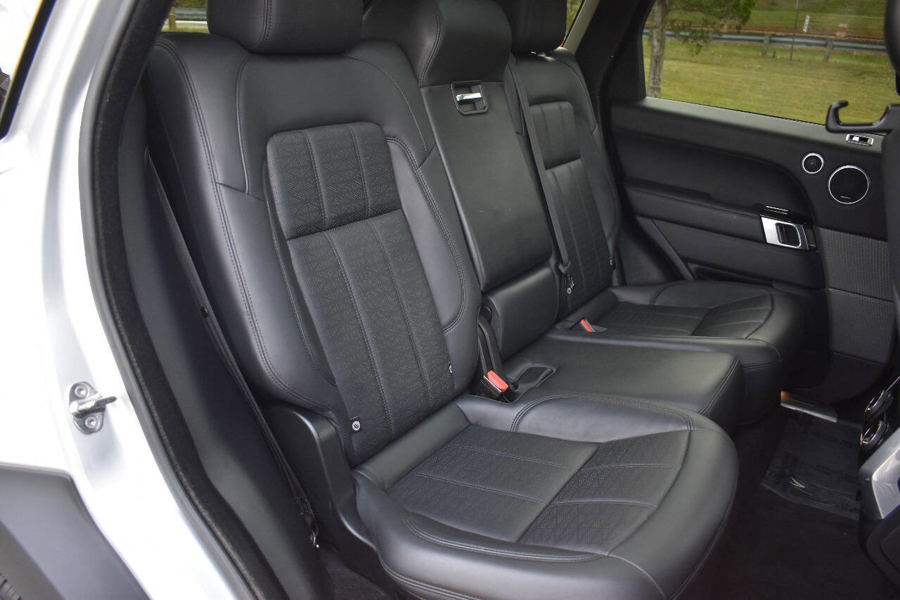 Used 2018 Land Rover Range Rover Sport HSE Dynamic image 16