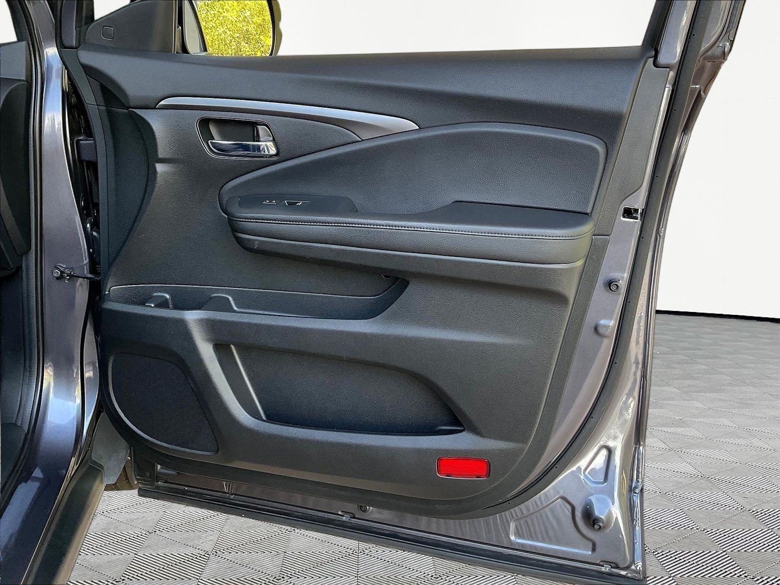Used 2021 Honda Pilot Special Edition image 29