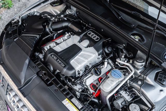 Used 2010 Audi S4 Premium Plus w/ Navigation Pkg w/Camera image 85