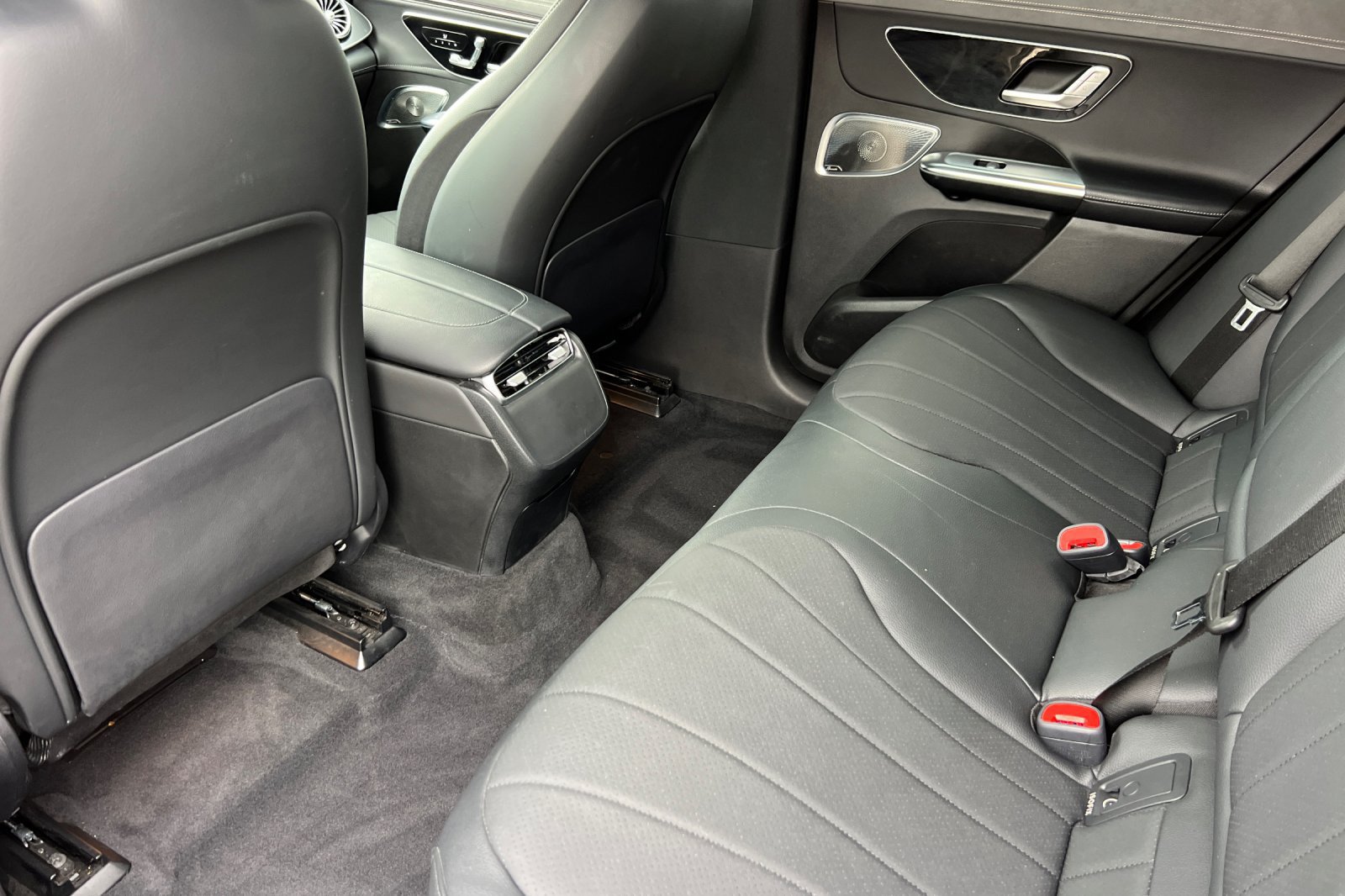 Certified 2023 Mercedes-Benz EQE 350+ SUV image 4