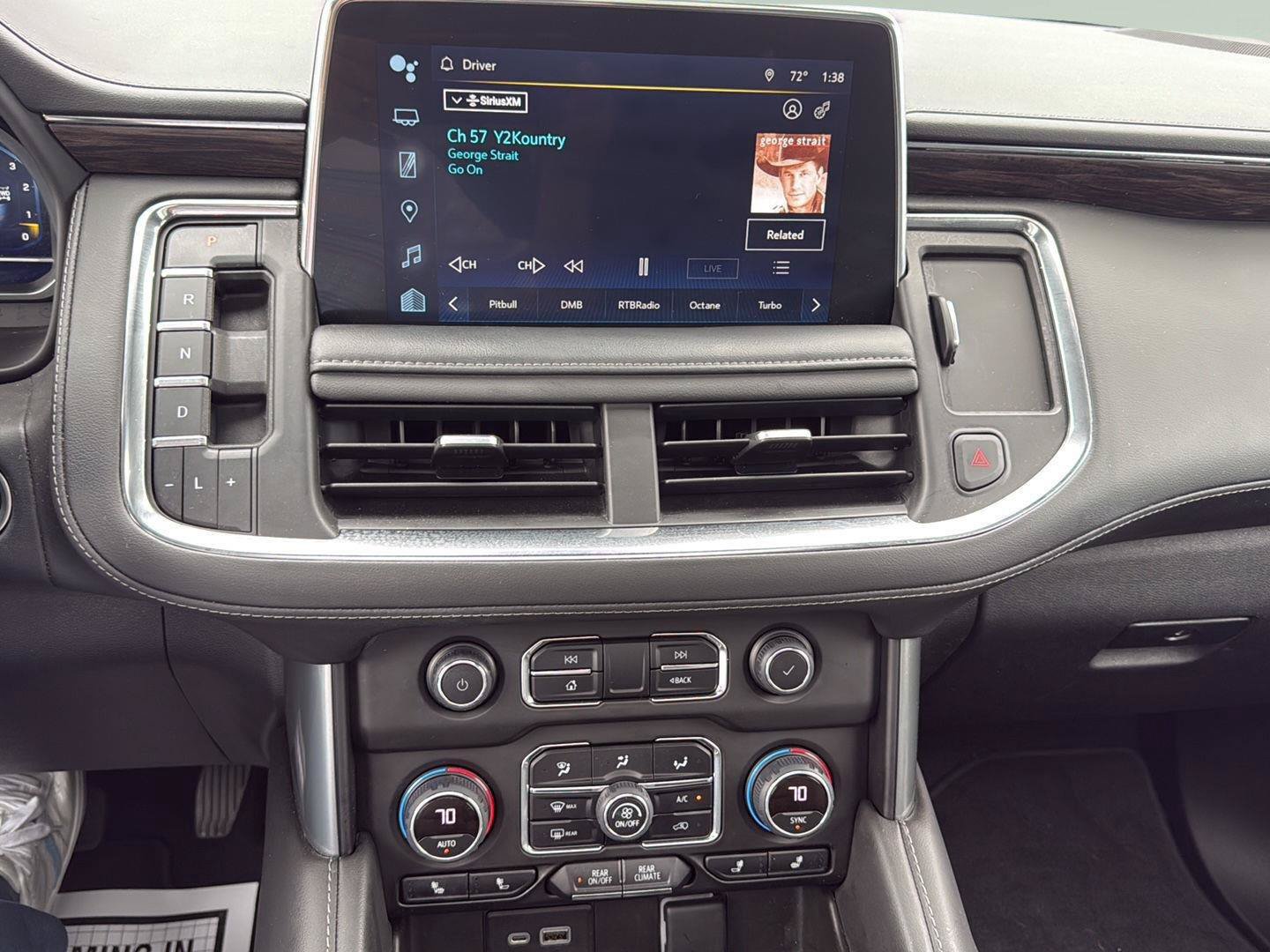 Used 2023 Chevrolet Tahoe Z71 AWD/4WD image 18