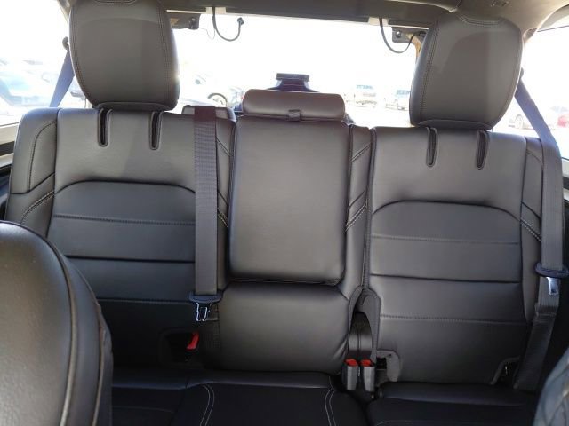 Used 2023 Jeep Wrangler Unlimited Sahara w/ Cold Weather Group image 26