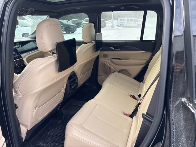 Used 2024 Jeep Grand Cherokee Limited 4xe w/ Luxury Tech Group II image 15