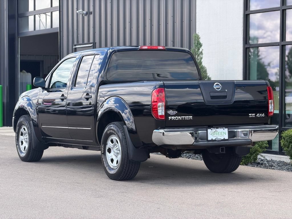 Used 2007 Nissan Frontier SE w/ Power Pkg AWD/4WD image 3