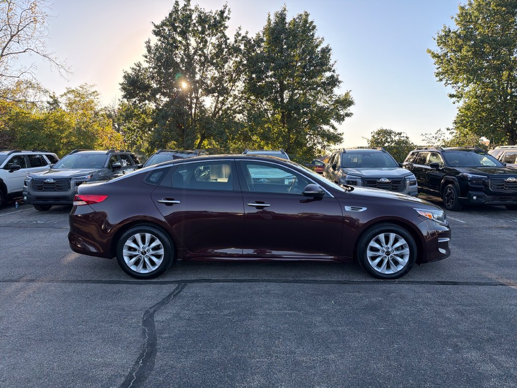 Used 2017 Kia Optima LX FWD image 4