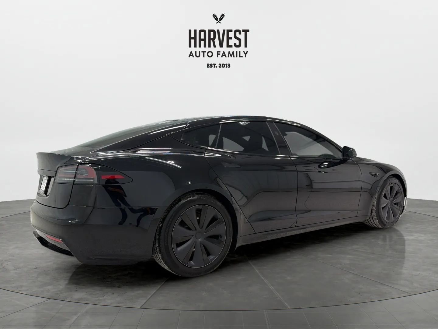Used 2025 Tesla Model S image 7