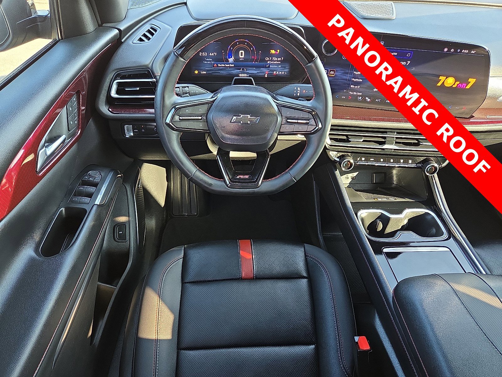 Used 2024 Chevrolet Traverse RS image 13