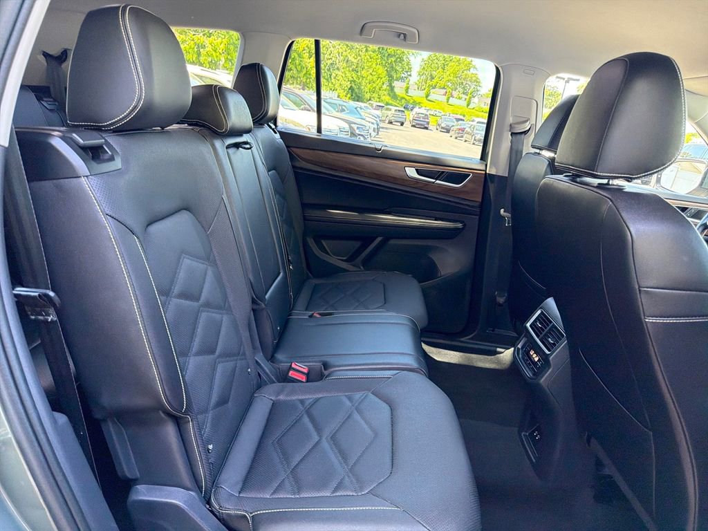 Used 2026 Volkswagen Atlas SE AWD/4WD image 30