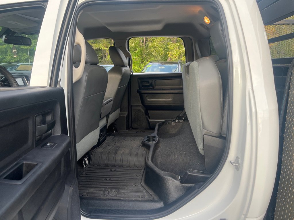 Used 2016 RAM 3500 Tradesman w/ Chrome Appearance Group image 16