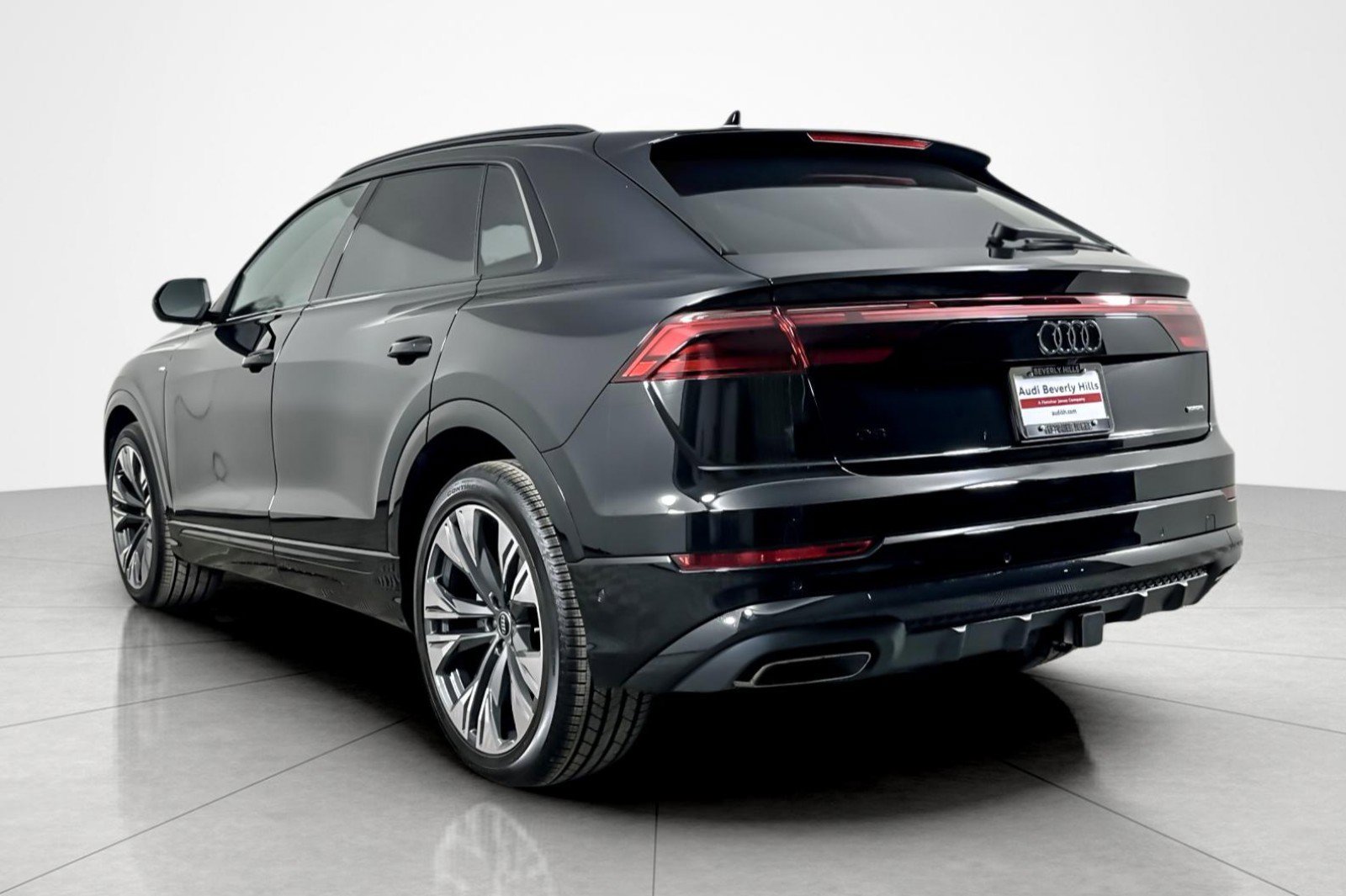New 2026 Audi Q8 Premium Plus AWD/4WD image 4