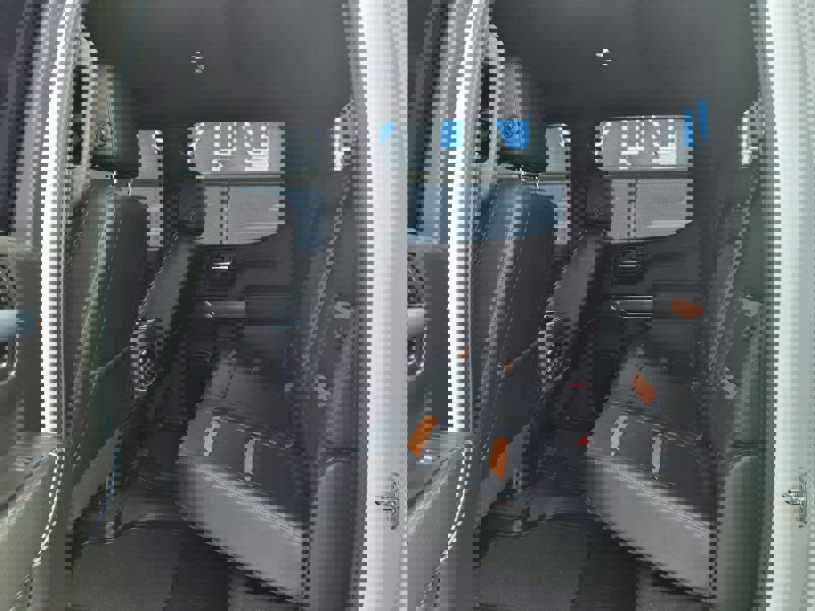 Used 2021 GMC Sierra 1500 AT4 w/ AT4 Value Package image 9