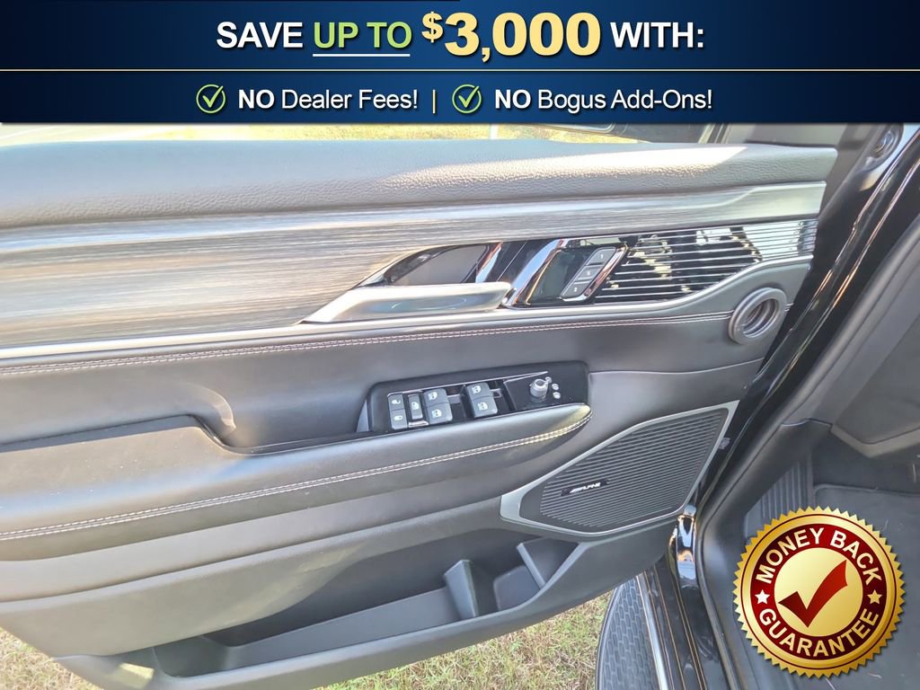 Used 2024 Jeep Wagoneer L Series III w/ Flexible Seating Group image 16